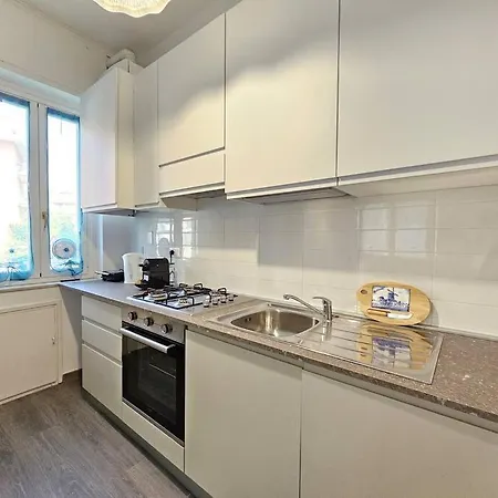 Cozy Haven In The Heart Of شقة